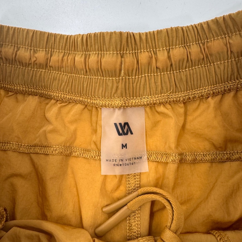 VRST Mens 7" All-In Short Palomino Gold Shine Unlined Water Repellent Med NWT - Picture 7 of 11
